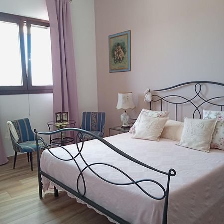 Oniro Specchia Bed & Breakfast エクステリア 写真