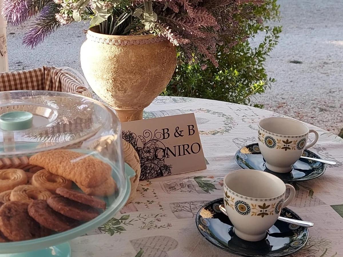 Oniro Specchia Bed & Breakfast エクステリア 写真