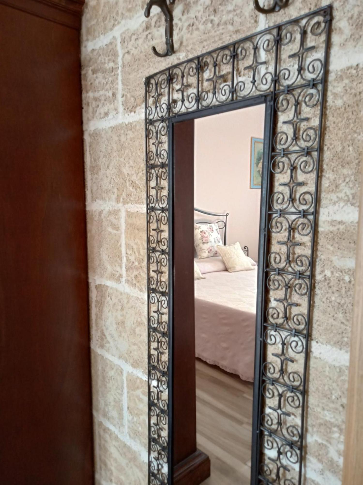 Oniro Specchia Bed & Breakfast エクステリア 写真